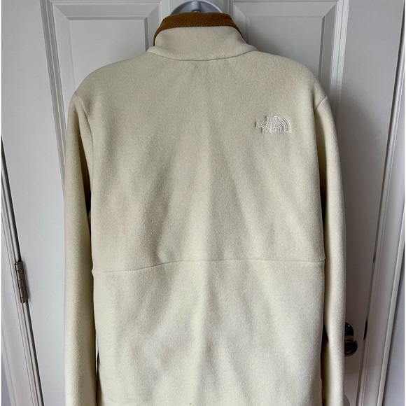 NWT ❤️ The North Face Campbell Half Zip Fleece. - Picture 4 of 6